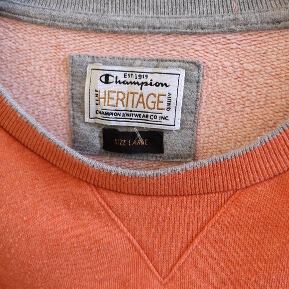 Men's Champion Small Logo Sweatshirt In Peach / Orange Size UK Medium - Picture 3 of 3